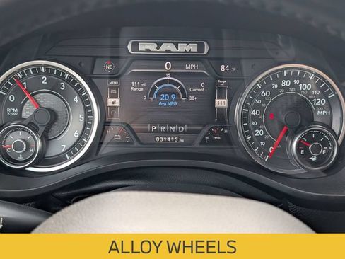 Used 2023 RAM 1500 Laramie AWD/4WD image 17