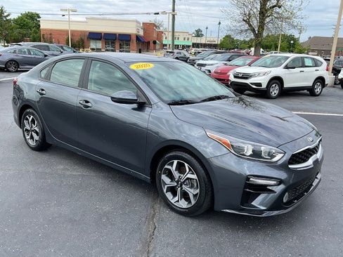 Used 2020 Kia Forte LXS FWD image 24