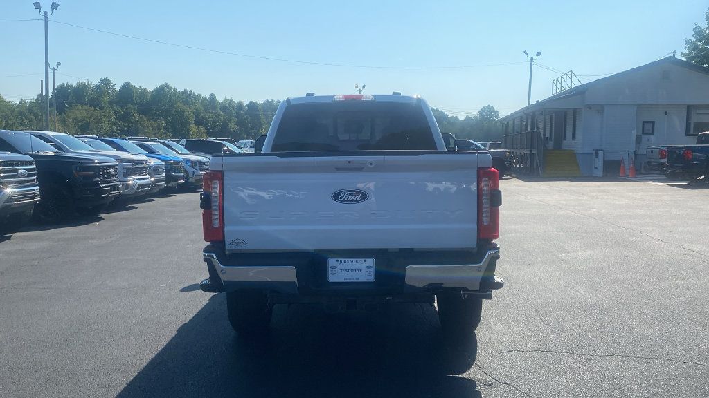 New 2027 Ford F250 Lariat w/ Lariat Premium Package AWD/4WD image 6