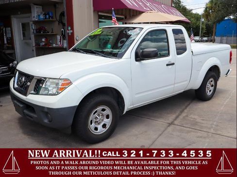 Used 2019 Nissan Frontier S RWD image 1