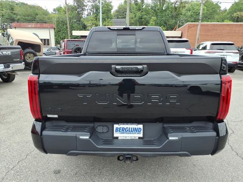 Used 2022 Toyota Tundra SR w/ SR Tow Package AWD/4WD image 5