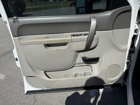 Used 2011 Chevrolet Silverado 3500 W/T w/ Skid Plate Package AWD/4WD image 25