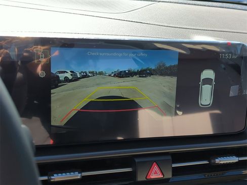 New 2026 Kia Sportage EX image 24