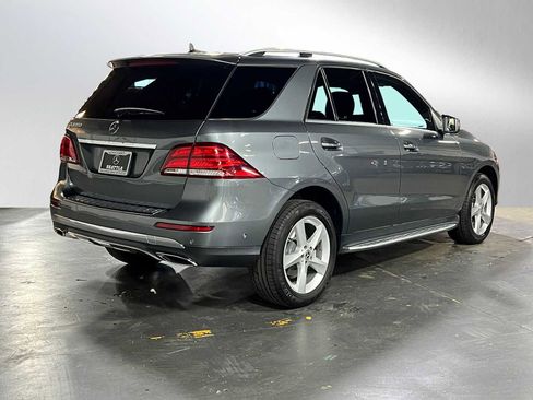 Used 2018 Mercedes-Benz GLE 350 image 3