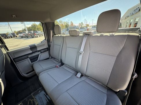 Used 2018 Ford F150 XLT image 11