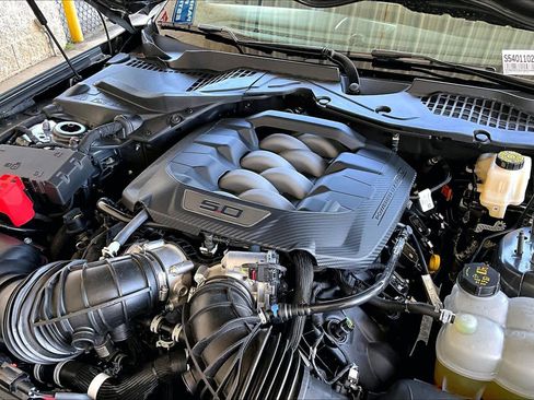 Certified 2025 Ford Mustang GT Premium image 27