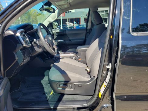 Used 2023 Toyota Tacoma SR5 image 15