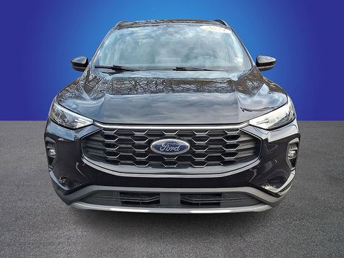 Used 2025 Ford Escape ST-Line Select AWD/4WD image 2