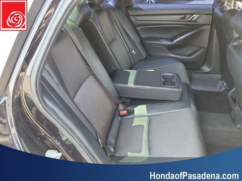 Used 2018 Honda Accord Sport image 24