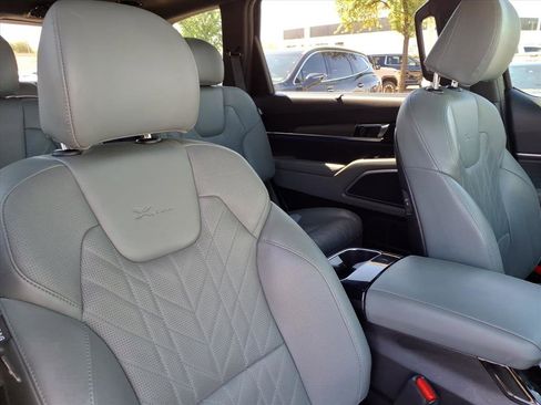 Used 2024 Kia Telluride SX Prestige X-Line image 12