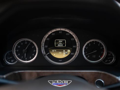 Used 2012 Mercedes-Benz E 350 4MATIC Sedan image 30