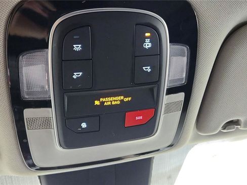 Used 2023 Hyundai Santa Fe SEL FWD image 32