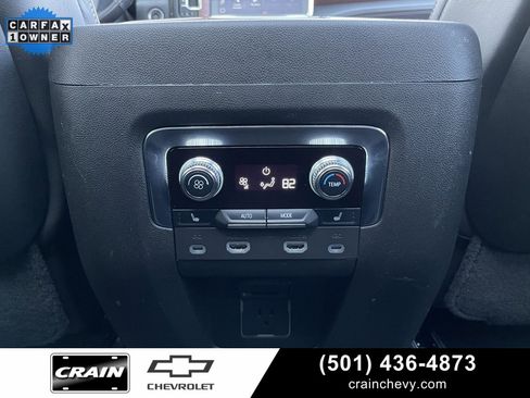 Used 2023 GMC Yukon XL Denali Ultimate image 30
