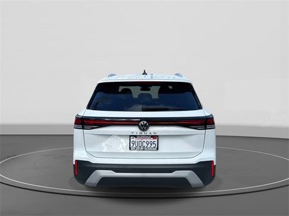 Certified 2025 Volkswagen Tiguan S