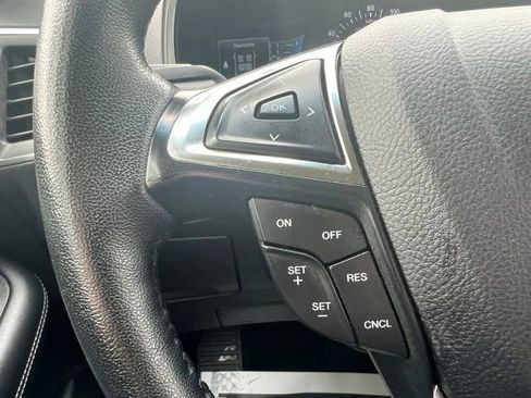 Used 2024 Ford Edge Titanium AWD/4WD image 14
