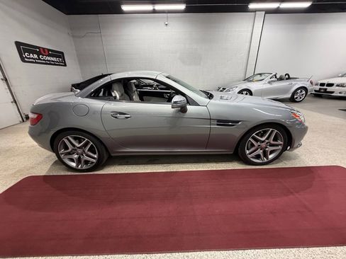 Used 2013 Mercedes-Benz SLK 250 image 37