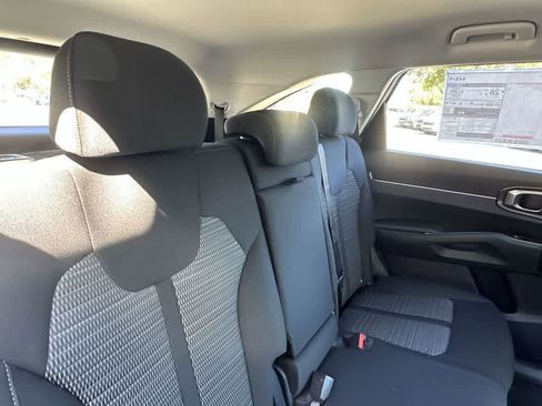 New 2026 Kia Sorento LX image 26