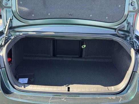 Used 2016 Chevrolet SS Base image 14