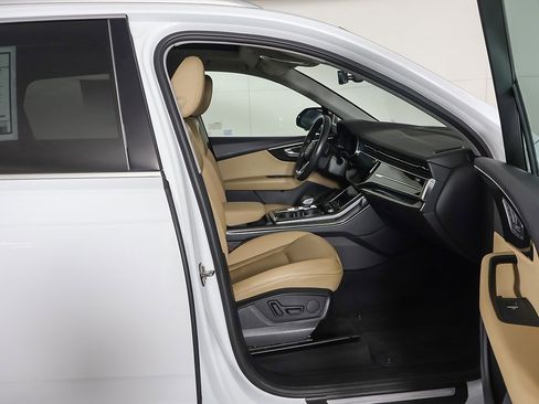 Used 2021 Audi Q7 2.0T Premium w/ Convenience Package image 33