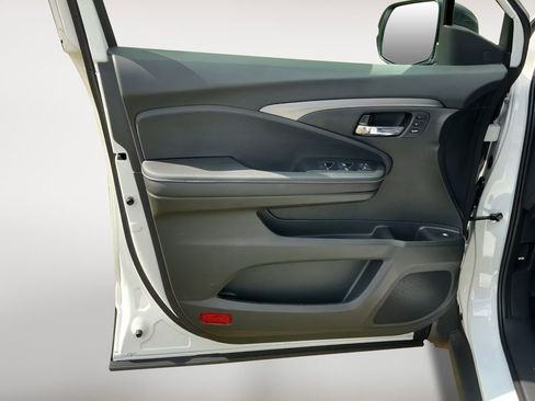 New 2026 Honda Ridgeline RTL image 14