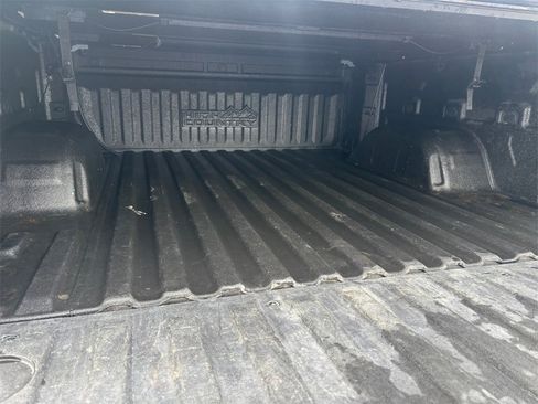 Used 2021 Chevrolet Silverado 1500 High Country w/ Technology Package image 29