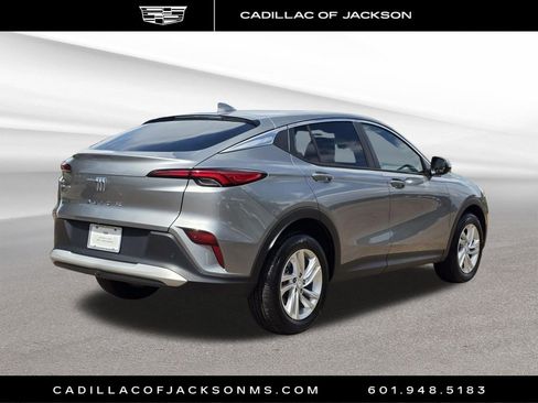 Used 2025 Buick Envista Preferred FWD image 5