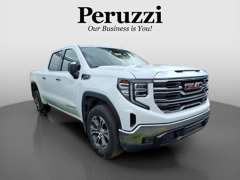 Used 2025 GMC Sierra 1500 SLT AWD/4WD image 1