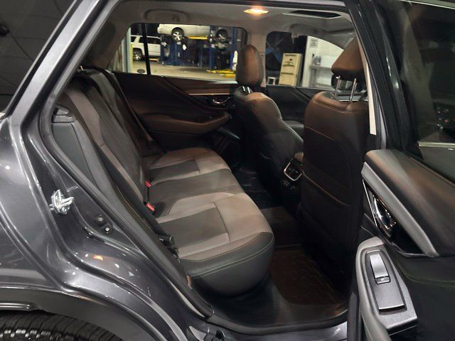 Used 2022 Subaru Outback Onyx Edition XT AWD/4WD image 36