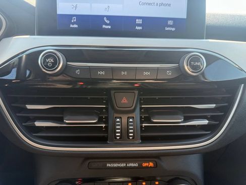 Certified 2022 Ford Escape SEL w/ Technology Package FWD image 27