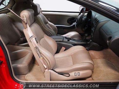 Used 2001 Pontiac Firebird Formula w/ Protection Group RWD image 37