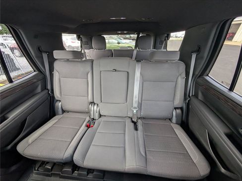 Used 2023 Chevrolet Tahoe LS w/ Driver Alert Package RWD image 4