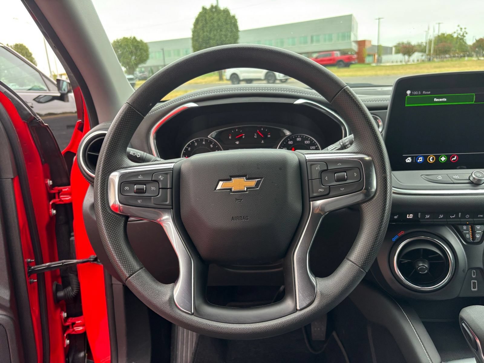 Used 2026 Chevrolet Blazer LT FWD image 35