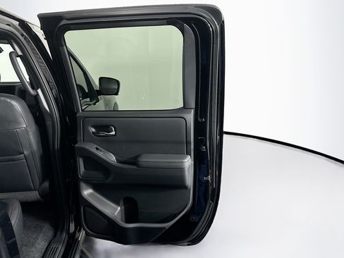 Used 2022 Nissan Frontier PRO-4X w/ Pro-4X Premium Package AWD/4WD image 30