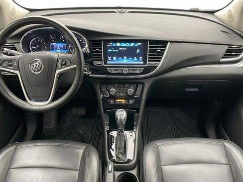 Used 2020 Buick Encore Essence image 6