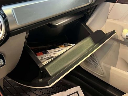 Certified 2022 Mercedes-Benz GLB 250 4MATIC image 33