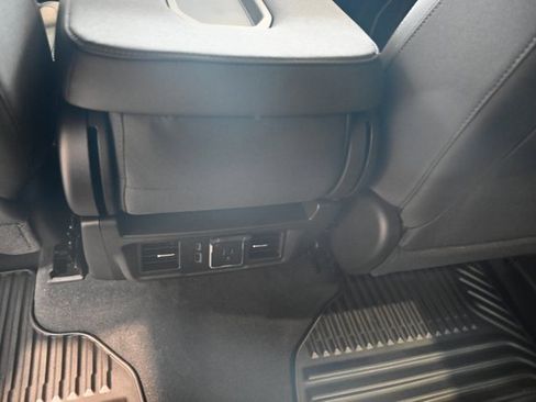 New 2026 GMC Sierra 1500 Elevation image 23