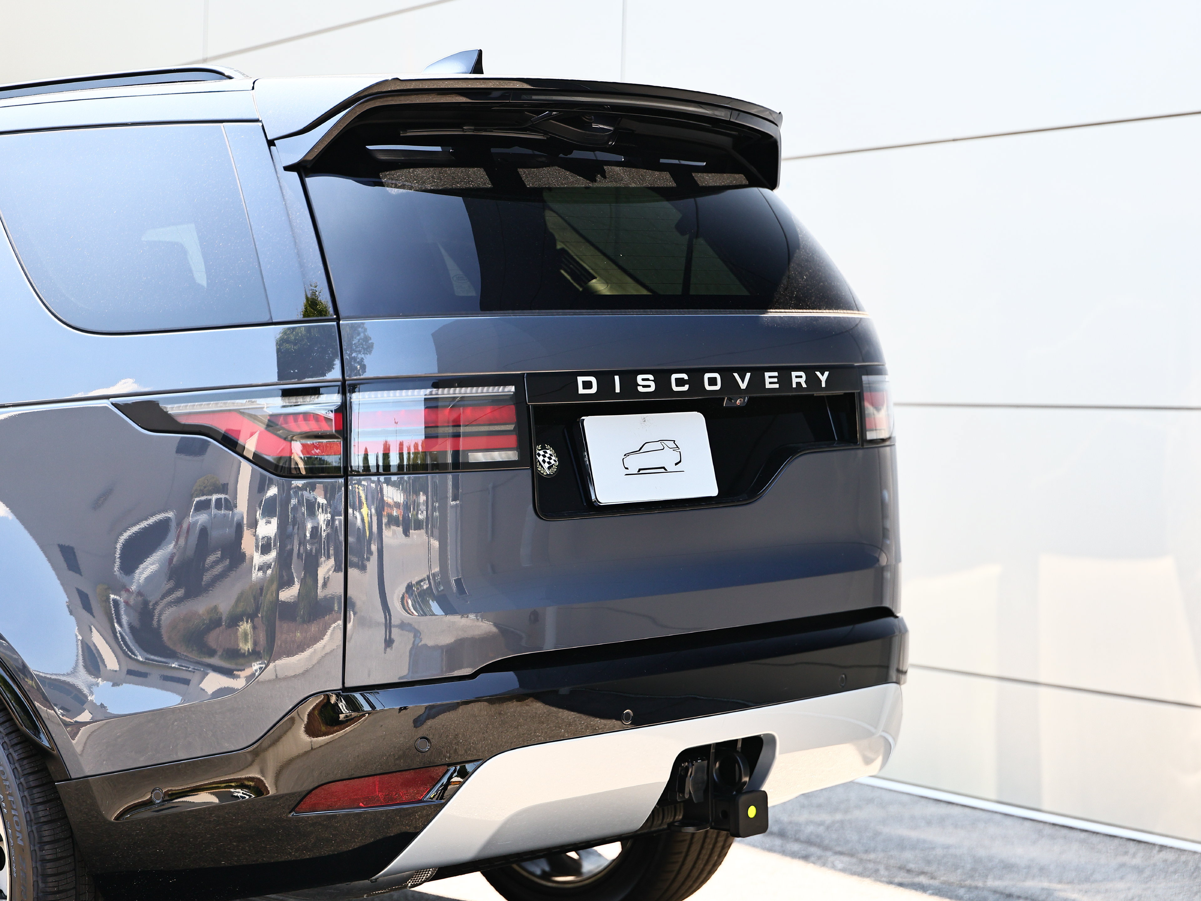 New 2026 Land Rover Discovery Limited Edition AWD/4WD image 9