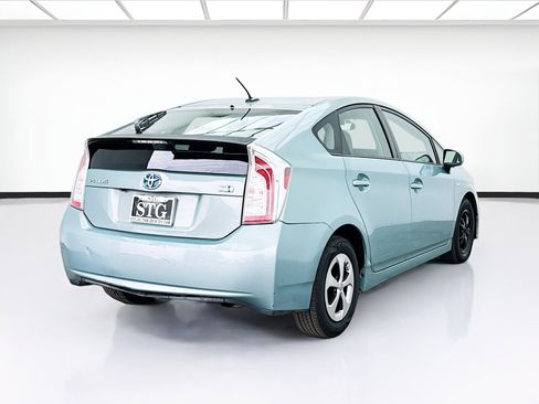 Used 2013 Toyota Prius Three image 4