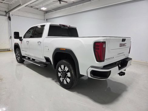 Used 2024 GMC Sierra 2500 Denali w/ Denali Reserve Package image 5