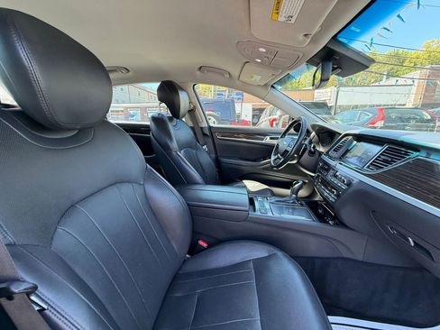 Used 2015 Hyundai Genesis 3.8 RWD image 45