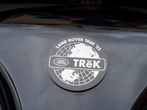 Used 2023 Land Rover Defender 110 S image 59