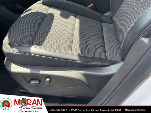 Certified 2022 Buick Envision Preferred FWD image 18