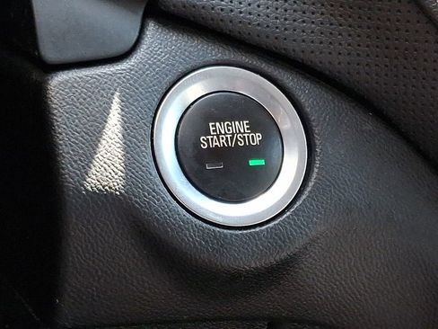Certified 2019 Chevrolet Equinox Premier FWD image 23