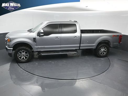 Used 2020 Ford F350 Lariat w/ Lariat Ultimate Package AWD/4WD image 12