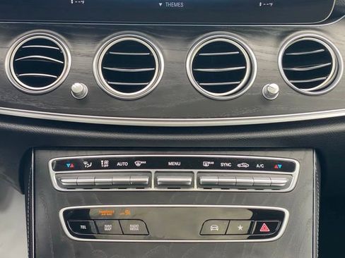 Used 2023 Mercedes-Benz E 350 4MATIC Sedan image 37