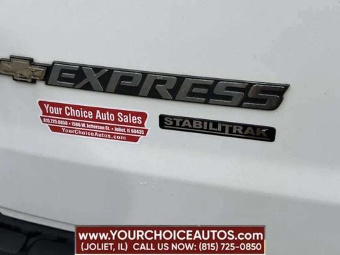 Used 2016 Chevrolet Express 2500 image 11