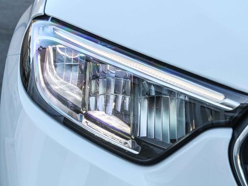 Certified 2025 Mercedes-Benz GLC 300 4MATIC image 5