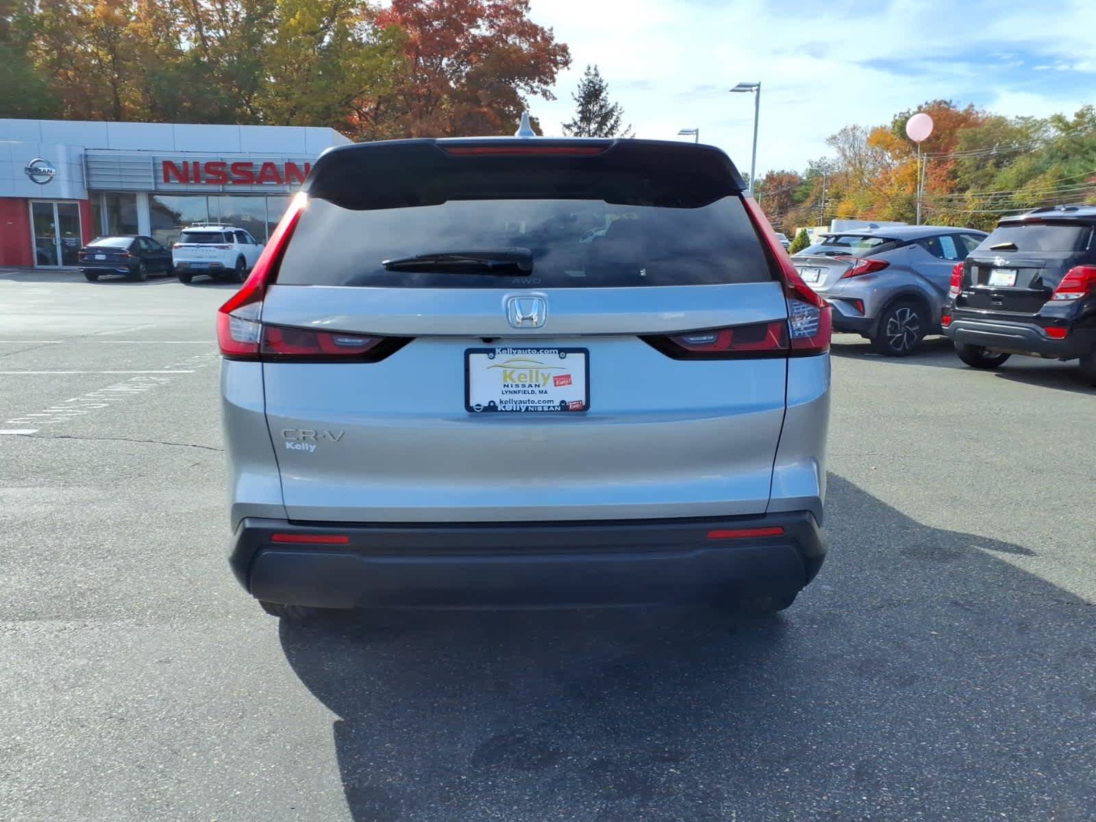 Used 2025 Honda CR-V LX image 6