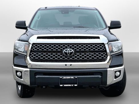 Used 2018 Toyota Tundra SR5 w/ SR5 Upgrade Package image 3