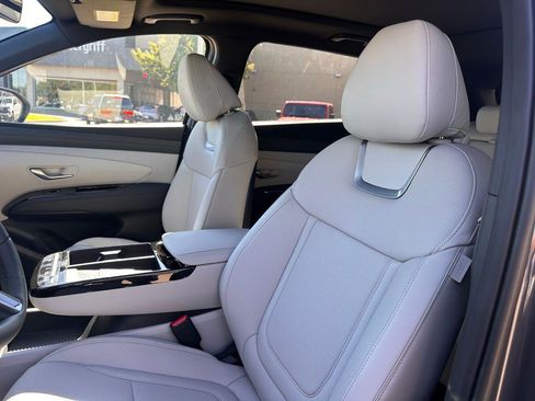 New 2026 Hyundai Tucson Limited image 23